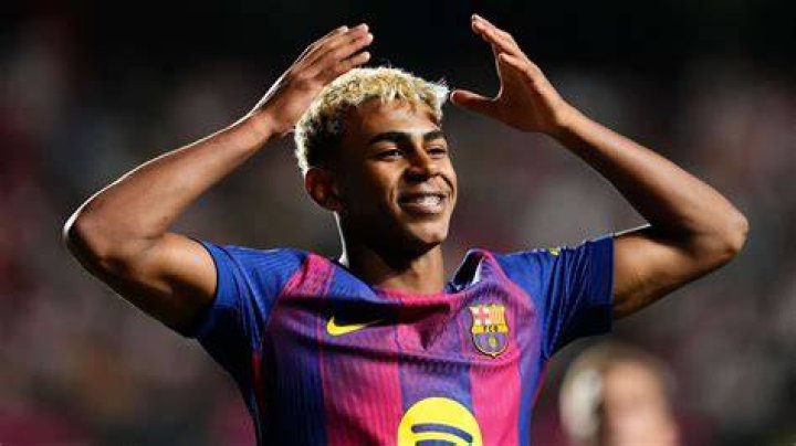 Barcelona What does Lamine Yamal's 304 symbol when he celebrates a