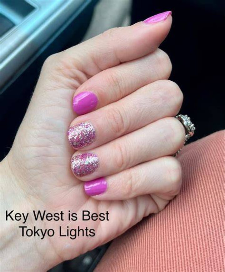 Color Street Key West is Best & Bloomer Has It Mixed Mani Color