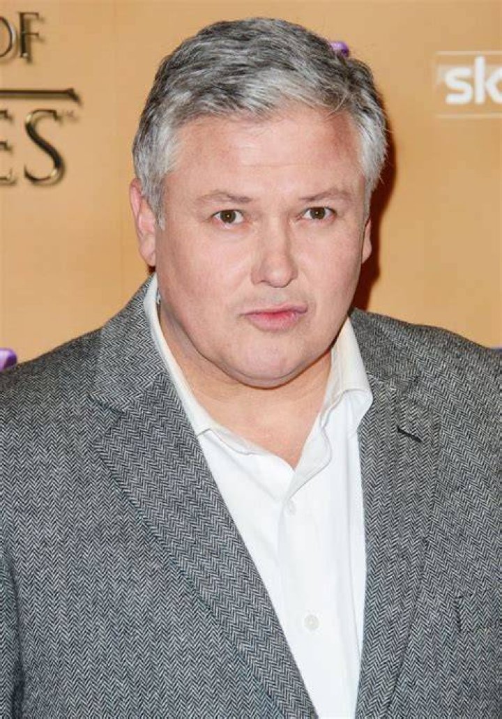 Conleth Hill 2018 dating, net worth, tattoos, smoking & body facts Taddlr