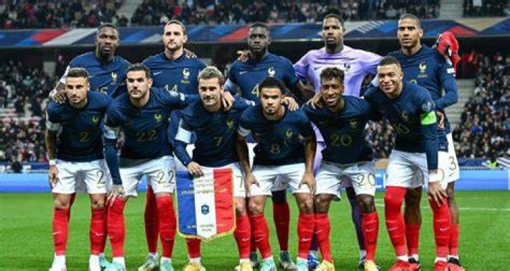 Equipe de France Kound&eacute; fustige le "d&eacute;dain" provoqu&eacute; par son hommage &agrave;