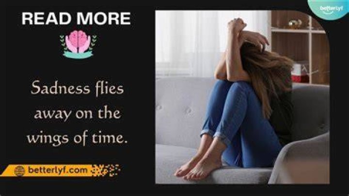 Finding Comfort In Sadness: Imágenes Tristes Para WhatsApp