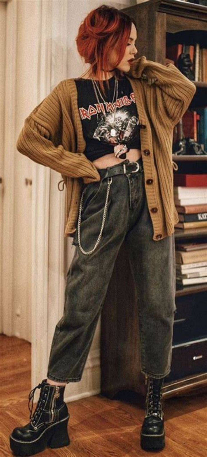 indie outfits; grunge; grunge outfits; valentines day; galentines