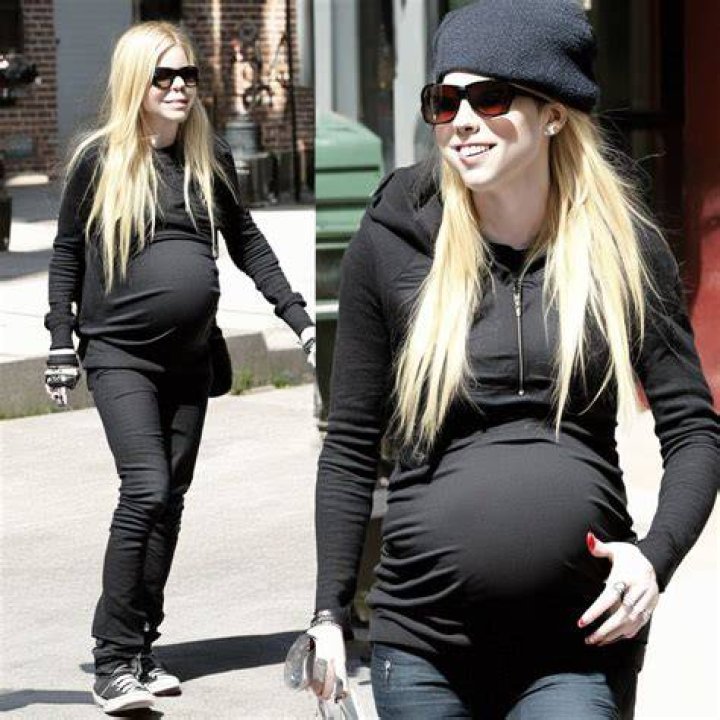 Is Avril Lavigne Pregnant? Pregnancy Rumors Get Details