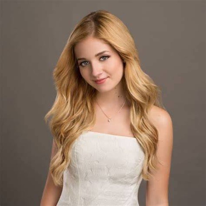 Jackie Evancho Wiki, Biography, Net Worth, Family, Boyfriend Fabulaes