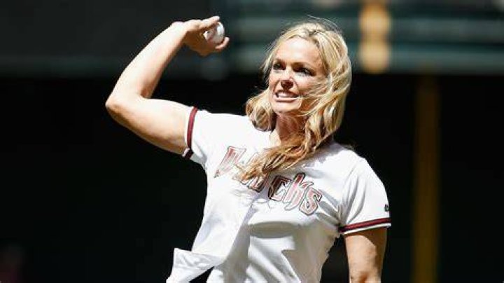 Jennie Finch Net Worth 2024