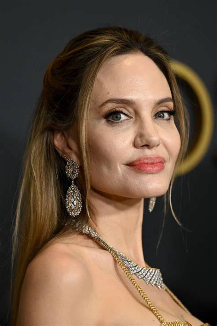 JOLIE 2024 Angelina Jolie, Pr&eacute;sidente des &Eacute;tatsUnis en 2024