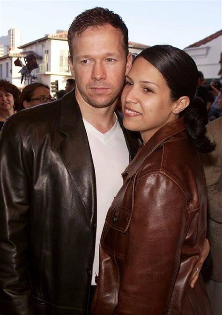 Kimberly Fey What really happened to Donnie Wahlberg's exwife? Tuko