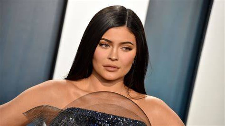 Kylie Jenner&rsquo;s First Public Maternity Look Is Stellar, Of Course Vogue