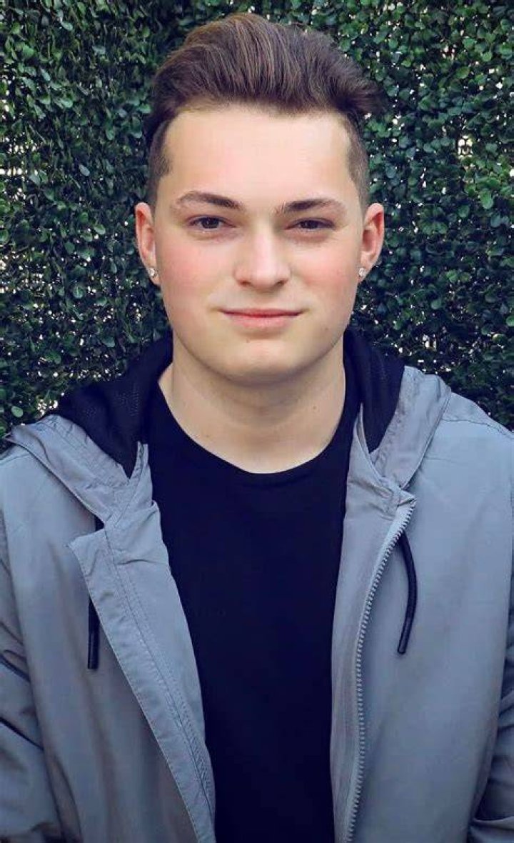 Lance Stewart &mdash; Bio, Parents, Youtube career, Boyfriend, Net worth