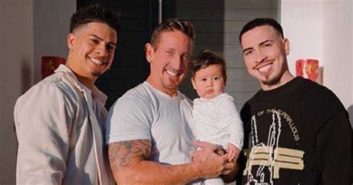 Landon McBroom Bio, Facts, Family Life of YouTuber, Vlogger