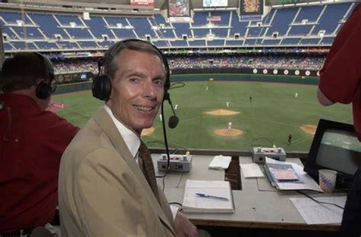 Longtime Philadelphia Phillies announcer Andy Musser dies at 74
