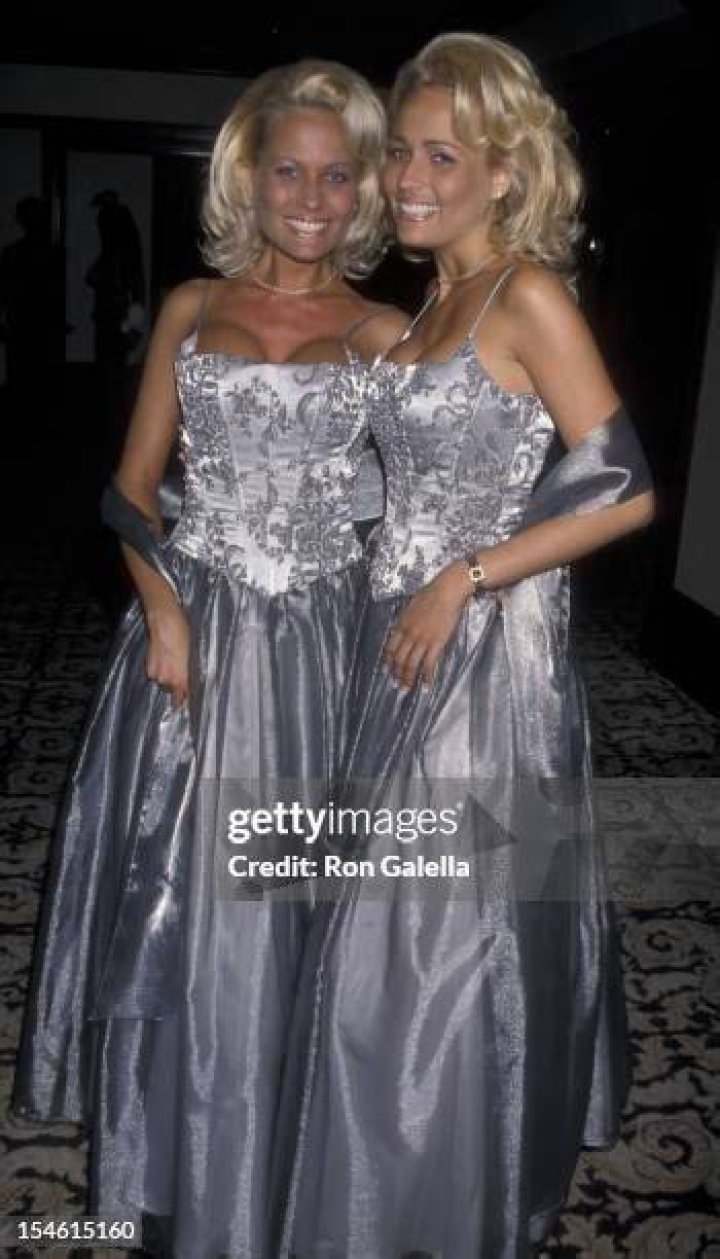 Mandy & Sandy Bentley Photos and Premium High Res Pictures Getty Images