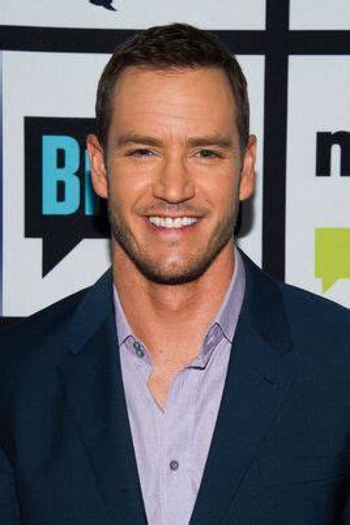MarkPaul Gosselaar Pitch Wiki Fandom