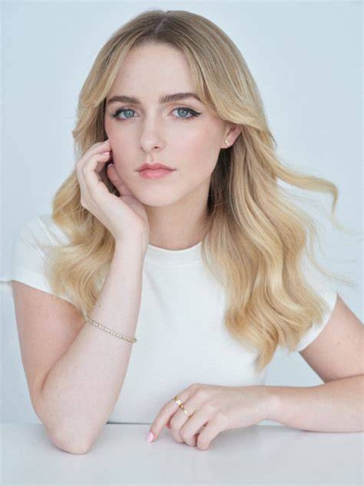Mckenna Grace AlloCin&eacute;
