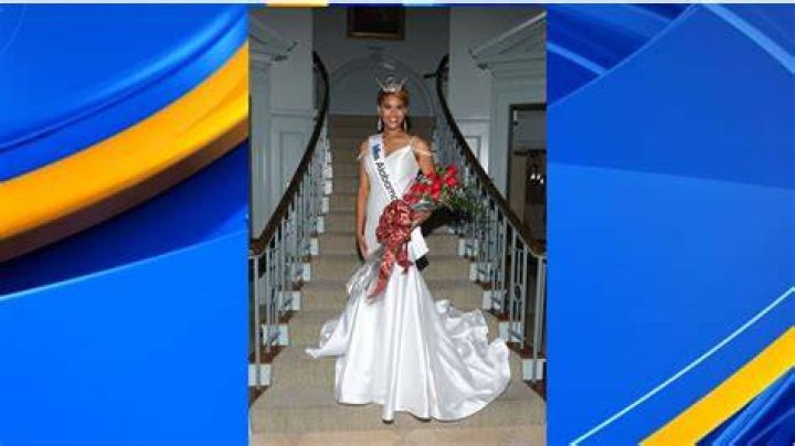 Miss Baldwin County Brianna Burrell crowned Miss Alabama 2023