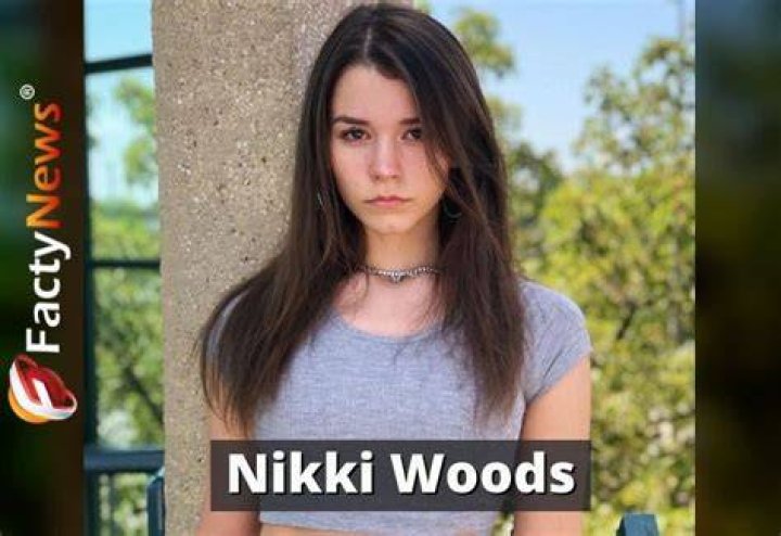 Nikki Woods / nikki_neko / nikkiwoodss Nude Leaks OnlyFans Photo 534