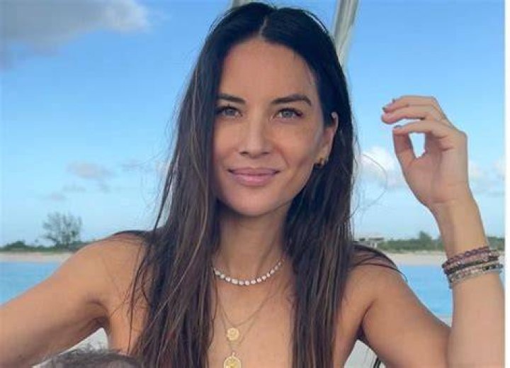 Olivia Olivia munn bikini, Olivia munn, Bikini clad