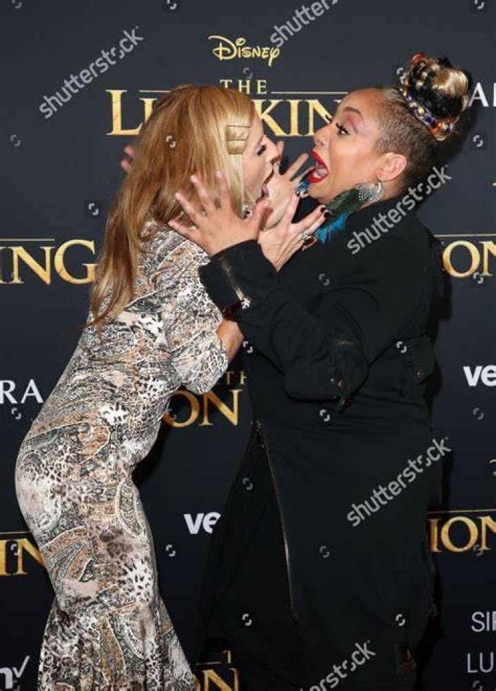 Photo raven symone anneliese van der pol spinoff rdmas 10 Photo