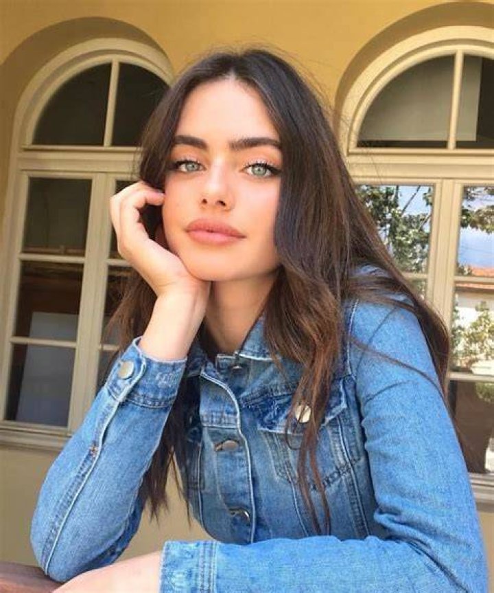 Picture of Yael Shelbia