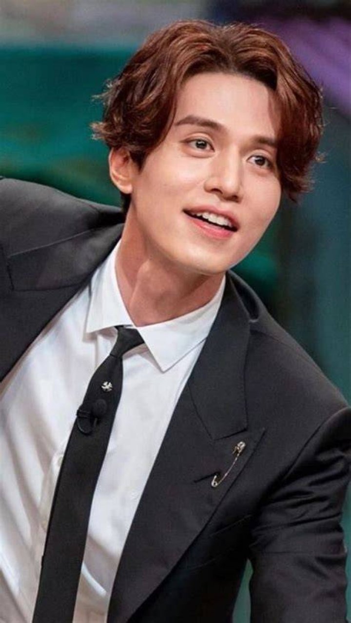 Pin on Lee Dong Wook