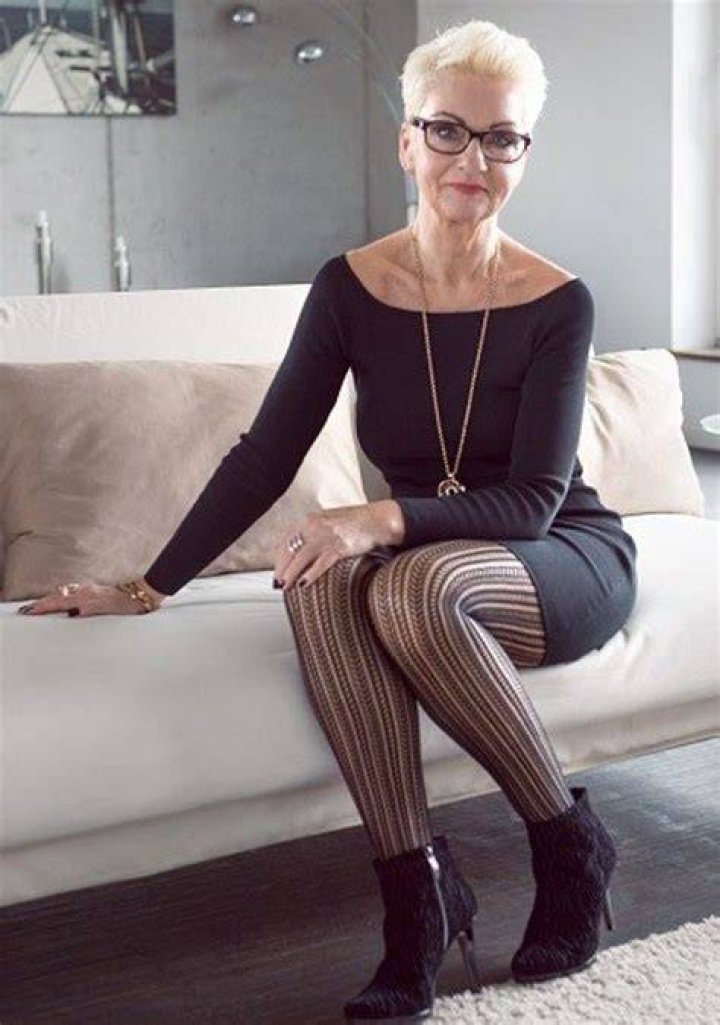 Pinterest Reife damen, H&uuml;bsche frau, Frau