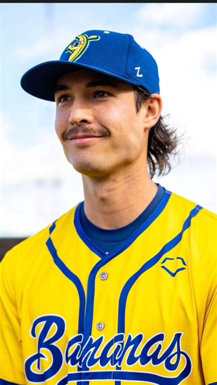 Robert Anthony Cruz The Savannah Bananas
