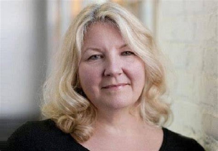Susan Mikula wikibio, Age, net worth, facts of Rachel Maddow girlfriend.