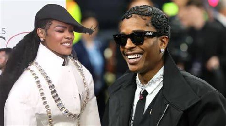 Teyana Taylor Raves About What Makes Kanye West a &lsquo;Great Father&rsquo; Us