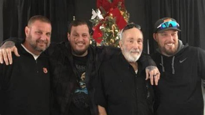 Unraveling The Lives Of Jelly Roll Siblings