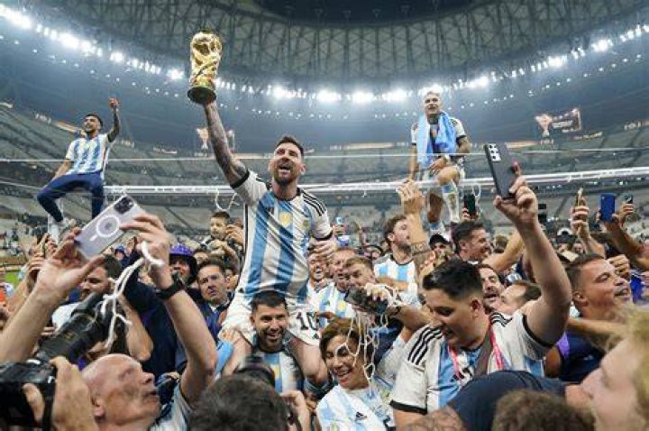 What is the World Cup 2022 mascot? Explaining name, meaning and story