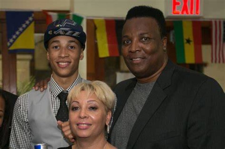Who Is Cecil Exum Wife Desiree? Married Life And Kids